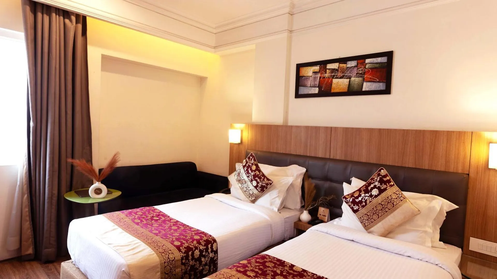 New Hotel Broadway Varanasi