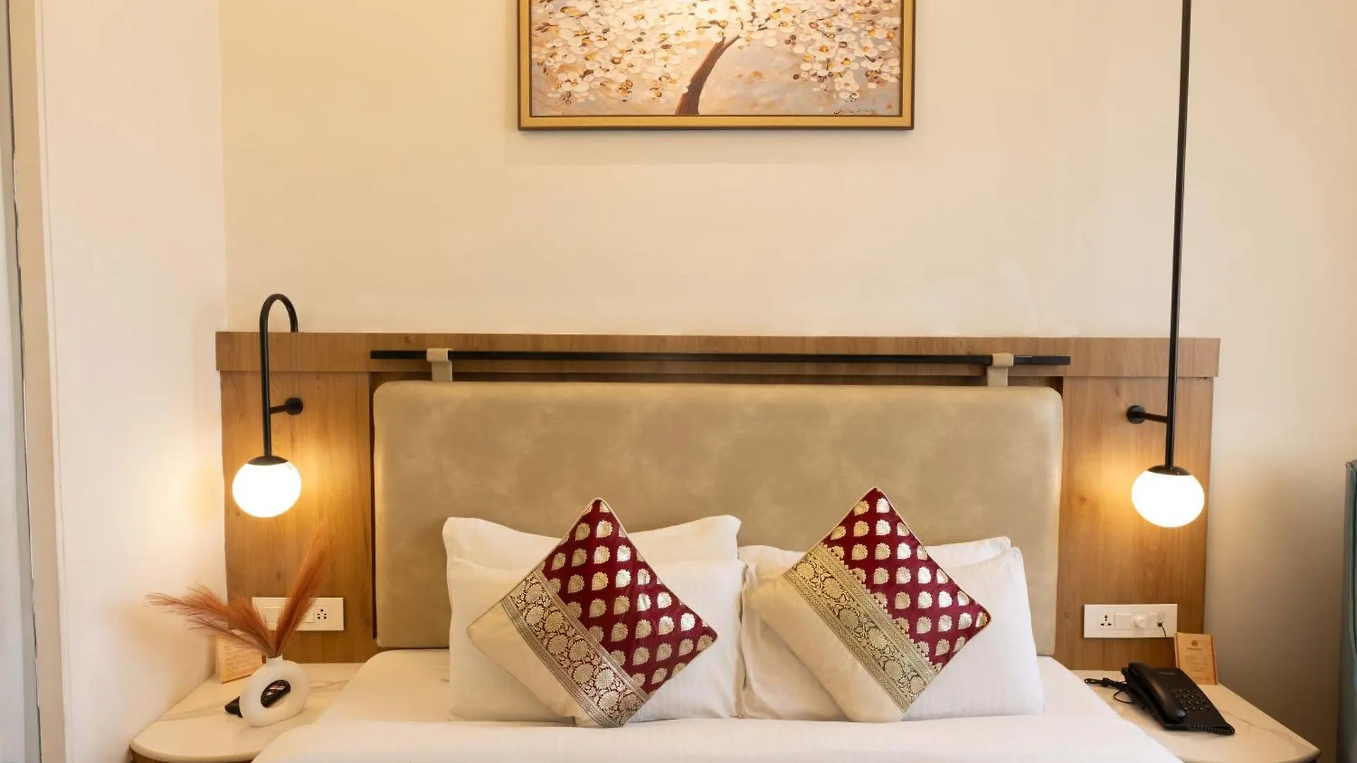 New Hotel Broadway Varanasi