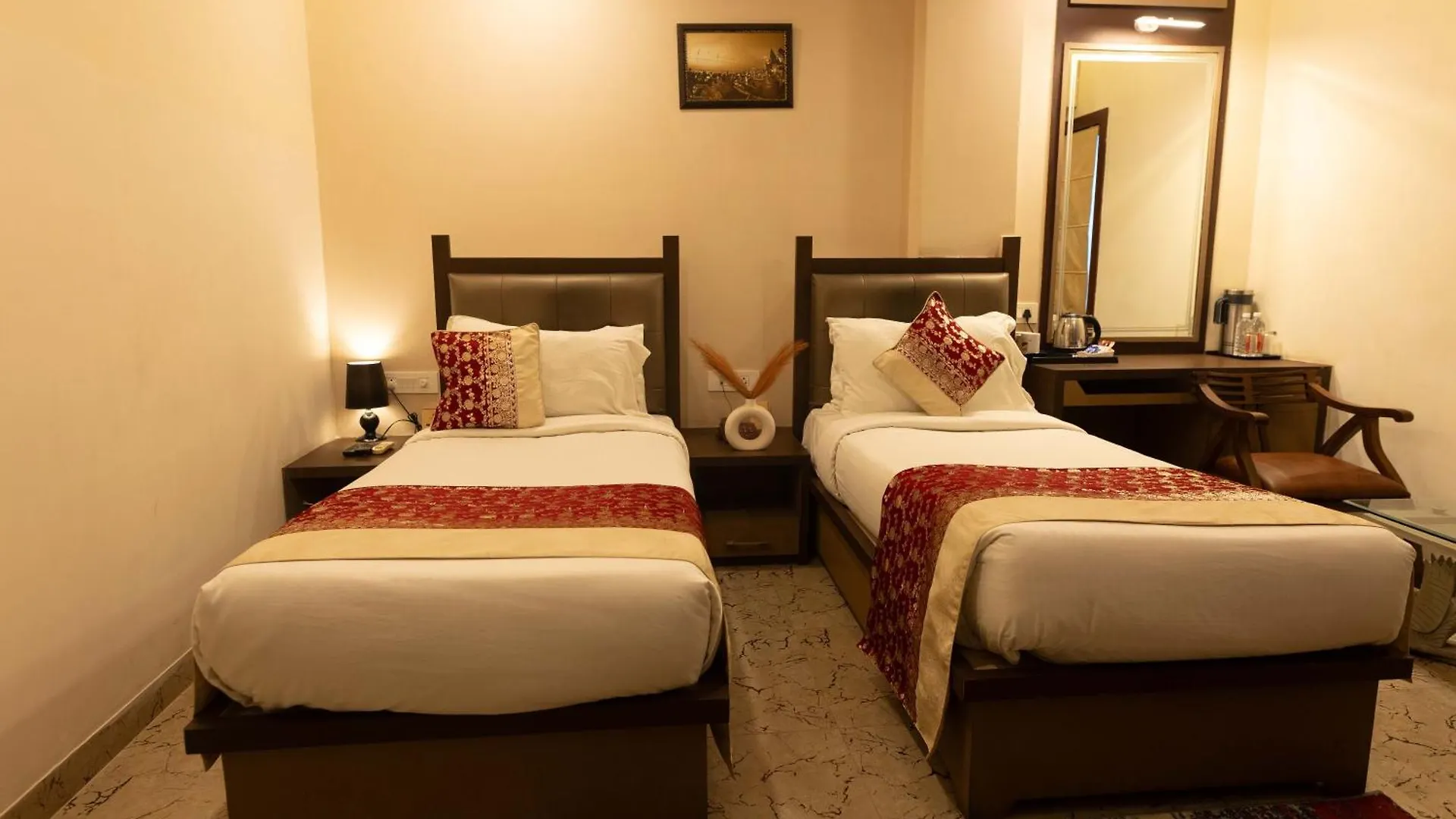 New Hotel Broadway Varanasi