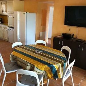 Dans La Les Mazets De Camargue Apartment Arles