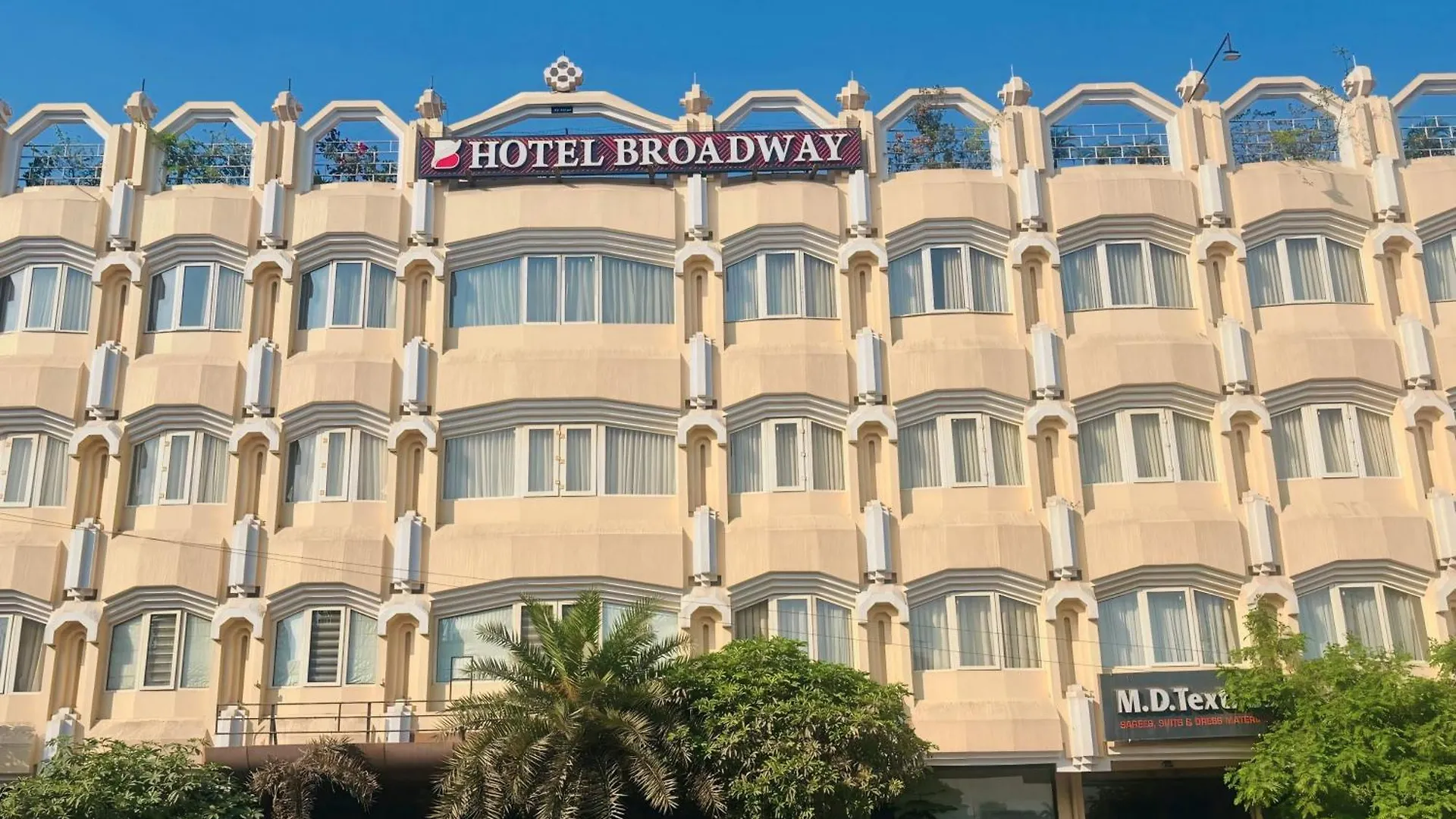 ***  New Hotel Broadway Bénarès Inde